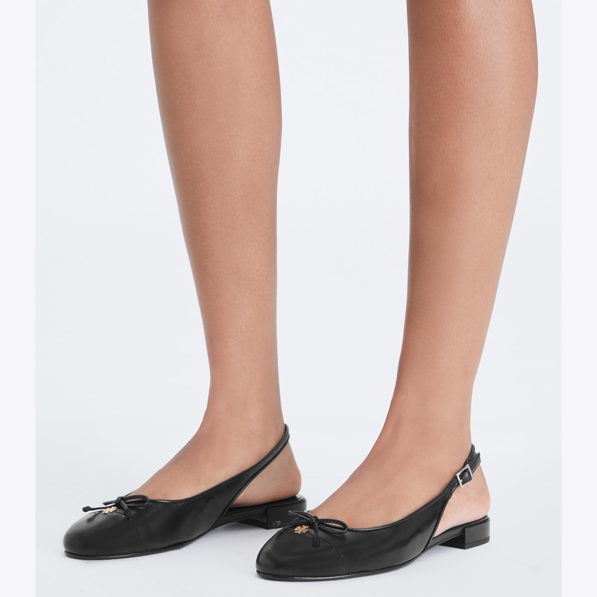サンダル・ミュール Tory Burch Ivory leather Cap-Toe ballerinas (166592 100) 20532059_50671336_1000.jpg