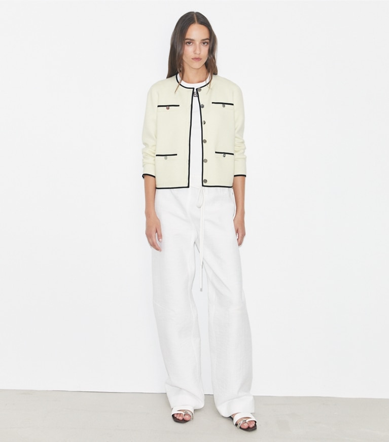Tory Burch designer sweaters Cardigan en laine Kendra dans NEW IVORY/ BLACK supplémentaire sur le modèle