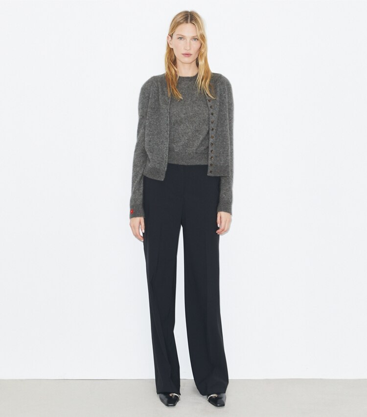 Tory Burch designer maglioni Cardigan in cashmere misto seta in Gray parte anteriore su modella