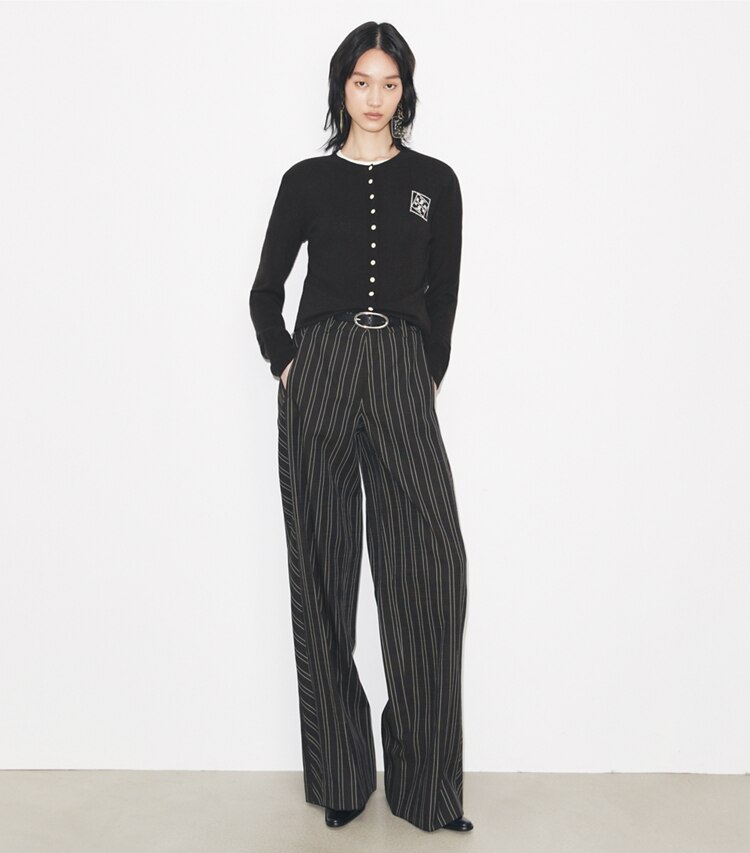 Tory Burch designer maglioni Cardigan in lana in Brown parte anteriore su modella