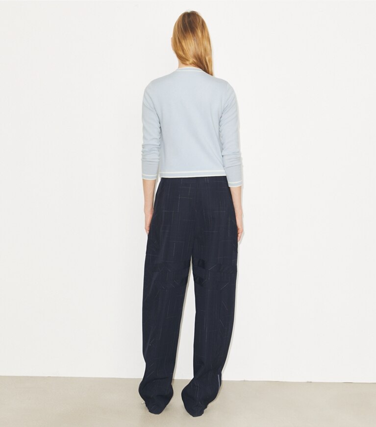 Tory Burch designer maglioni Cardigan Kendra in Blue / New Ivory on model back