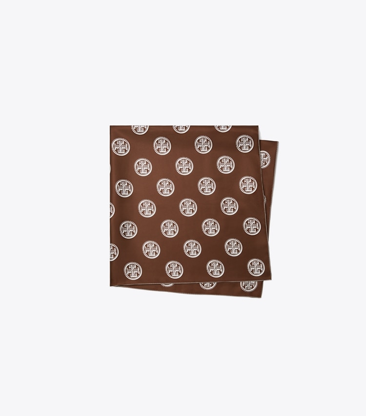 Tory Burch designer écharpes Carré de soie à logo médaillon in Deep Walnut folded