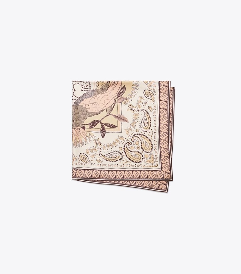 Tory Burch designer écharpes Carré de soie Cockatoo Bandana dans Pink Cockatoo plié