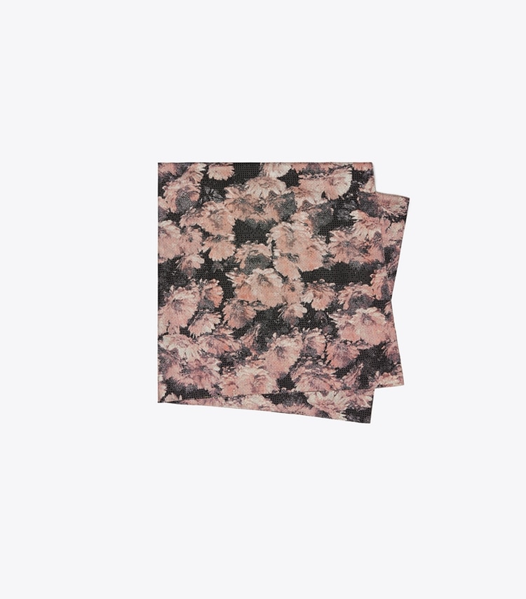 Tory Burch designer écharpes Carré de soie Pixel Flower dans Pixel Flower Silk Square Blush plié