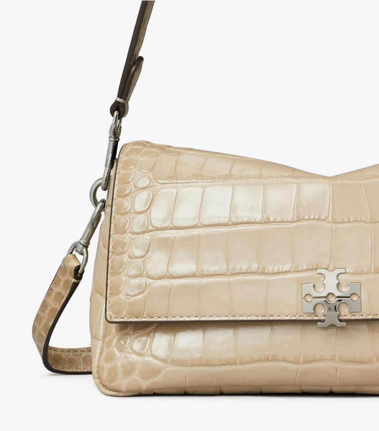 Tory Burch diseñador bolsos de hombro Cartera de hombro pequeña con grabado en relieve de cocodrilo Charlie en Light Hickory detalle