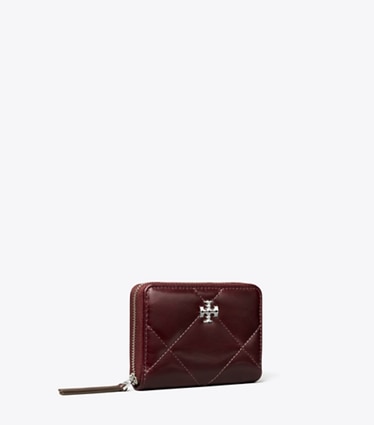 Tory Burch diseñador carteras Cartera pequeña acolchada con forma de rombos desgastada y con cremallera Kira en Dark Carmine ángulo