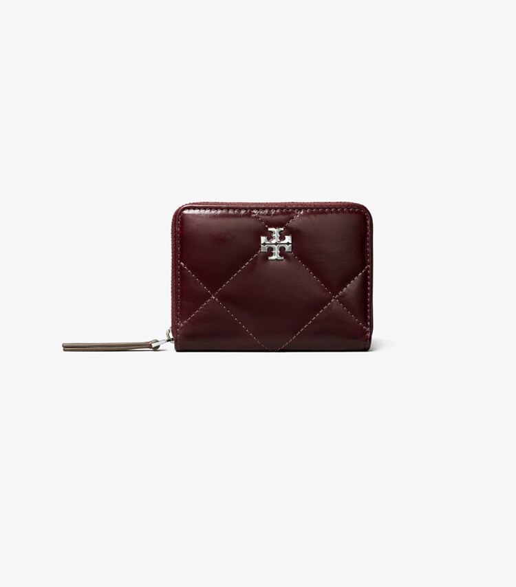 Tory Burch diseñador carteras Cartera pequeña acolchada con forma de rombos desgastada y con cremallera Kira en Dark Carmine frente