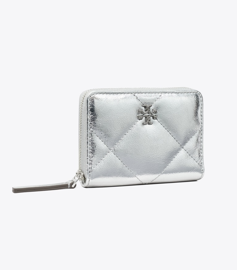 Tory Burch diseñador carteras Cartera pequeña con cremallera metálica y acolchado con forma de rombos Kira en Silver ángulo