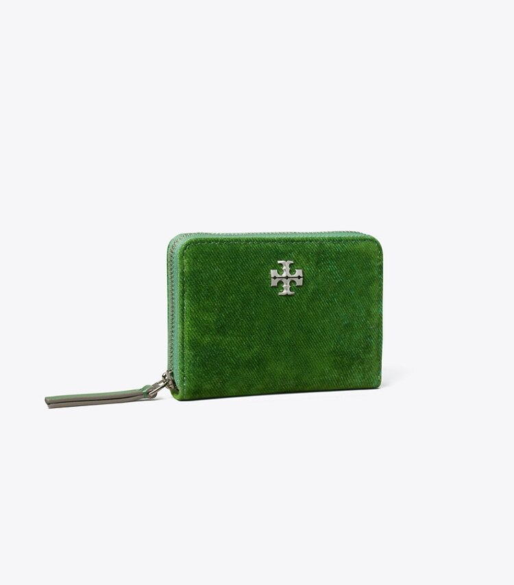 Tory Burch diseñador carteras Cartera pequeña flocada con cierre envolvente Kira en Emerald ángulo