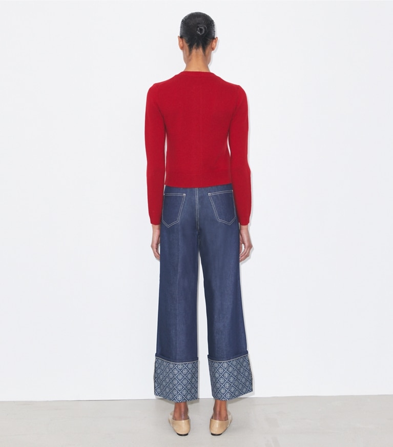 Tory Burch designer セーター カシミア カーディガン in Red on model back