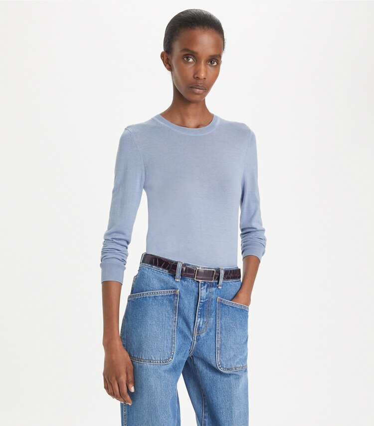 Tory Burch designer sweaters Cashmere Crew Neck in Pewter Sky on model detail