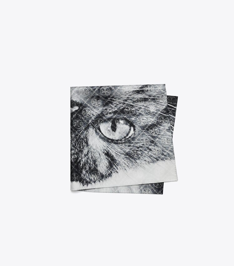 Tory Burch designer スカーフ キャットプリント ネッカチーフ in Cat Printed Neckerchief Pink folded