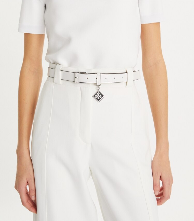 Tory Burch designer ceintures Ceinture Swing 1 po dans Optic White accessoire sur le modèle