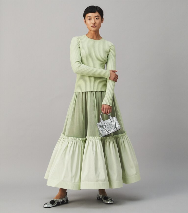 Tory Burch designer sweaters Chandail à col rond à rayures Lurex dans Clear Mint supplémentaire sur le modèle