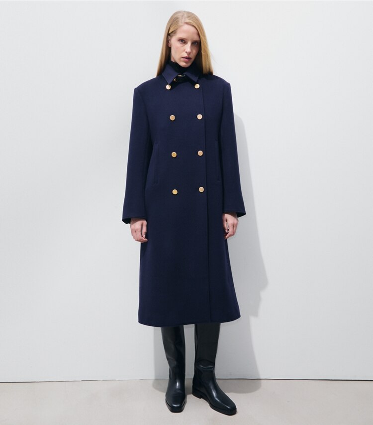 Tory Burch diseñador abrigos Chaquetón cruzado largo de lana entallado en Medium Navy frente en modelo