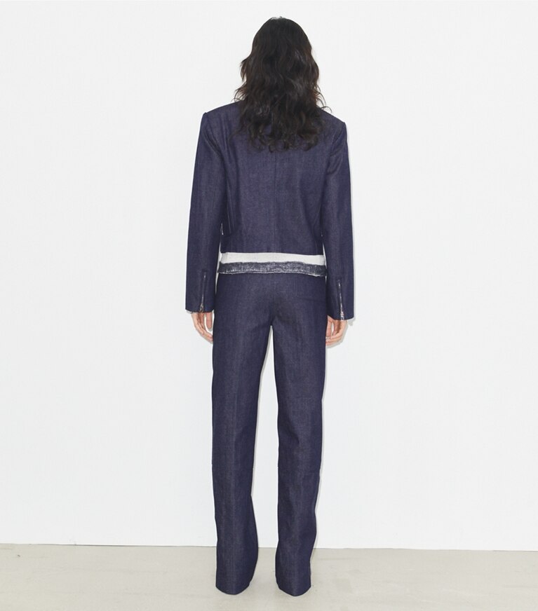 Tory Burch diseñador chaquetas Chaqueta bolso de mezclilla en Raw/Unwashed parte posterior en modelo