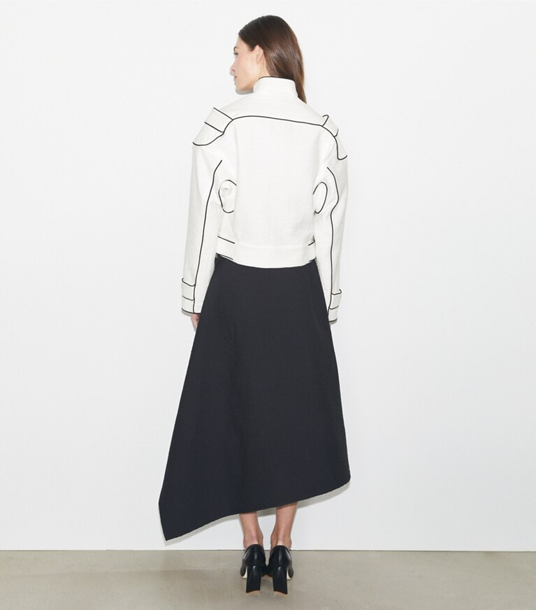 Tory Burch diseñador chaquetas Chaqueta bomber de algodón en Marshmallow parte posterior en modelo