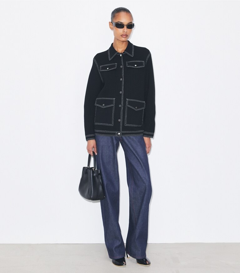 Tory Burch diseñador suéteres Chaqueta de lana con pespuntes en Black frente en modelo