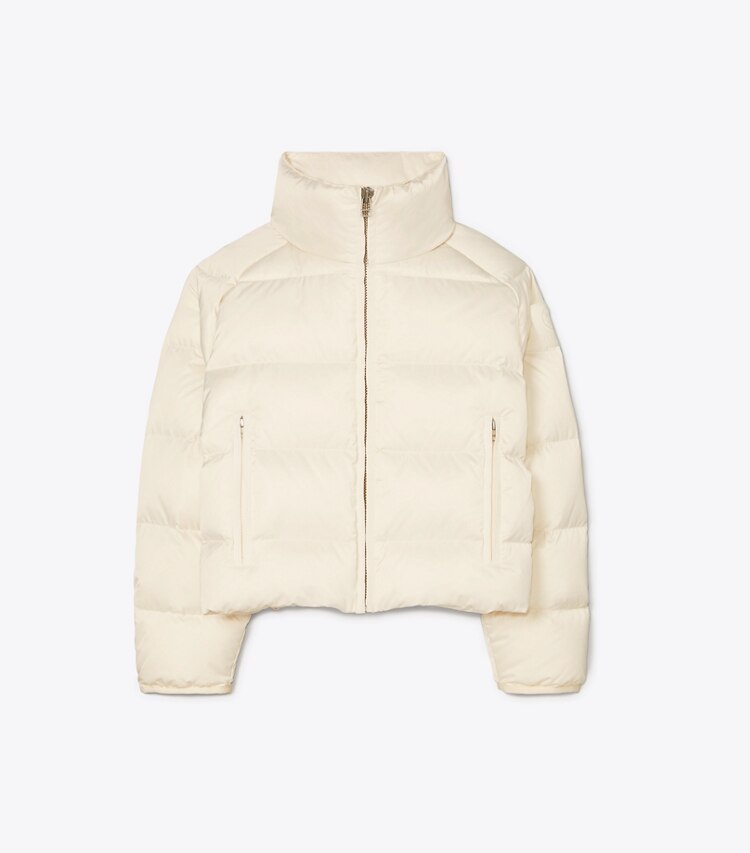 Tory Burch diseñador abrigos Chaqueta de plumón recortada de satén de alto rendimiento en Ivory Pearl frontal