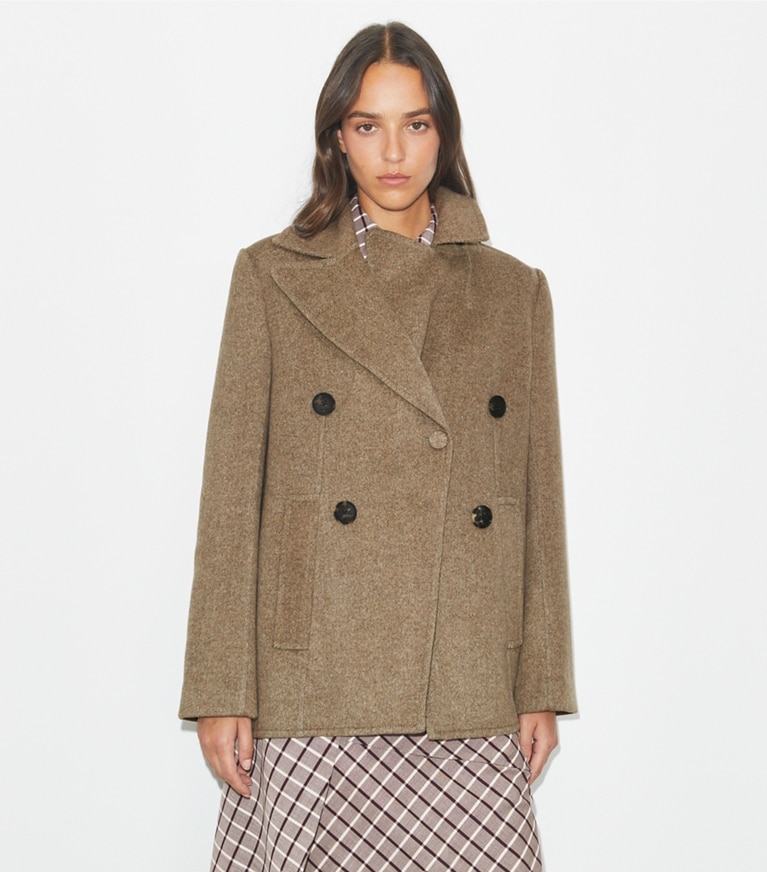 Tory Burch diseñador abrigos Chaqueta de sarga holgada en Mocha detalle en modelo