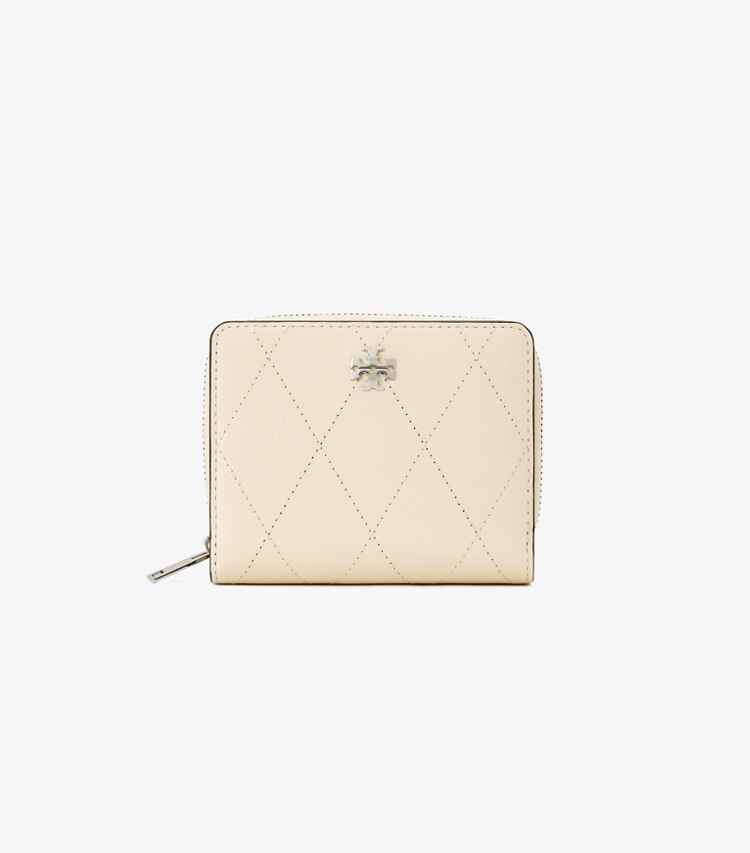 Tory Burch designer 財布 チャーリー キルト バイフォールド ウォレット in Light Cream front