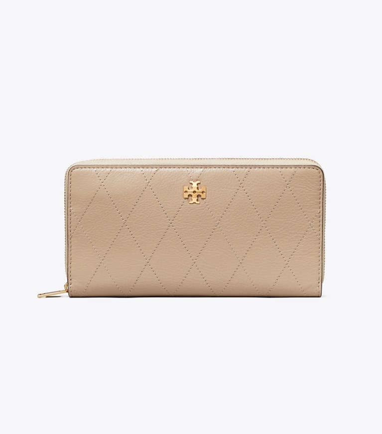 Tory Burch designer 財布 チャーリー キルト ジップ コンチネンタル ウォレット in Soft Cement front