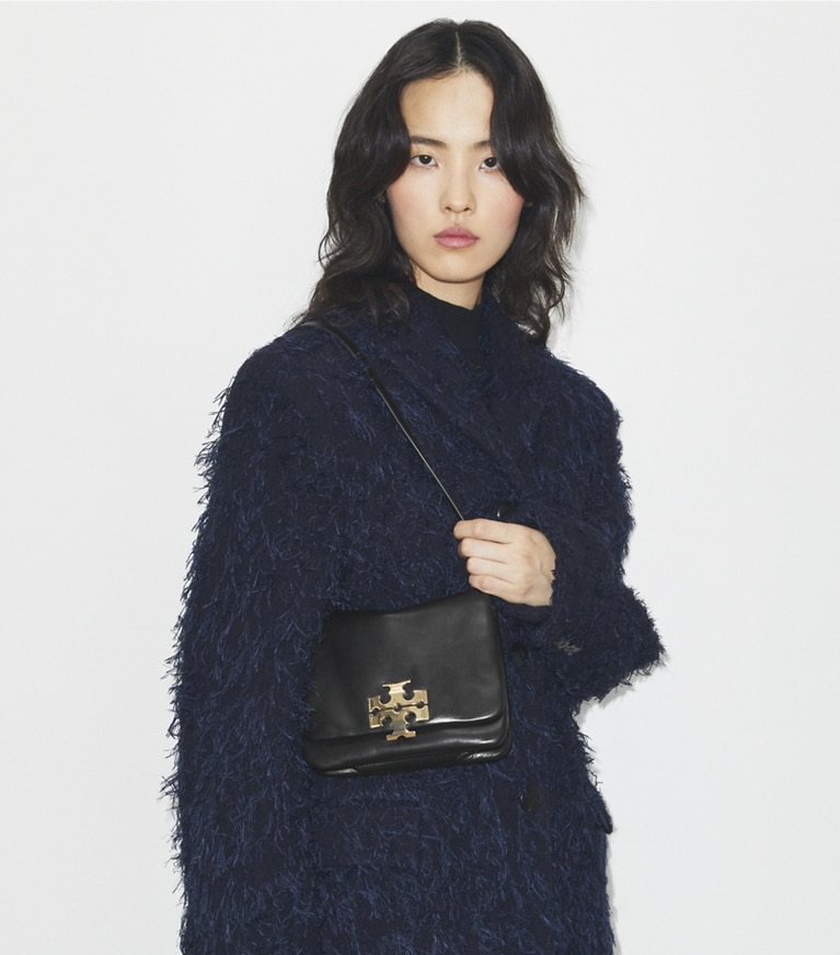 Tory Burch designer schultertaschen Charlie Schultertasche in BLACK/GOLD angle