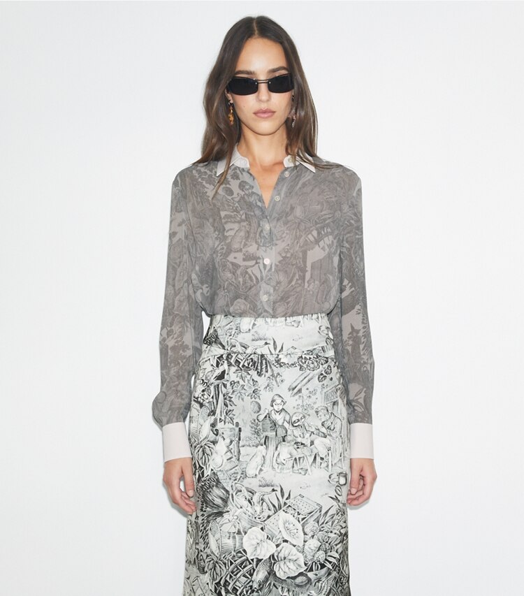 Tory Burch designer hauts Chemisier en viscose imprimée dans Light Gray Alien Toile détail sur modèle