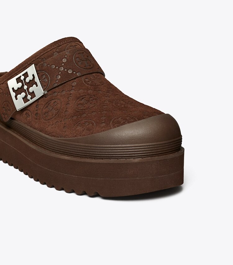 Tory Burch diseñador zapatos planos Chinela con plataforma de borreguillo suave con monograma en T en DARK COCOA T MONOGRAM / SILVER detalle
