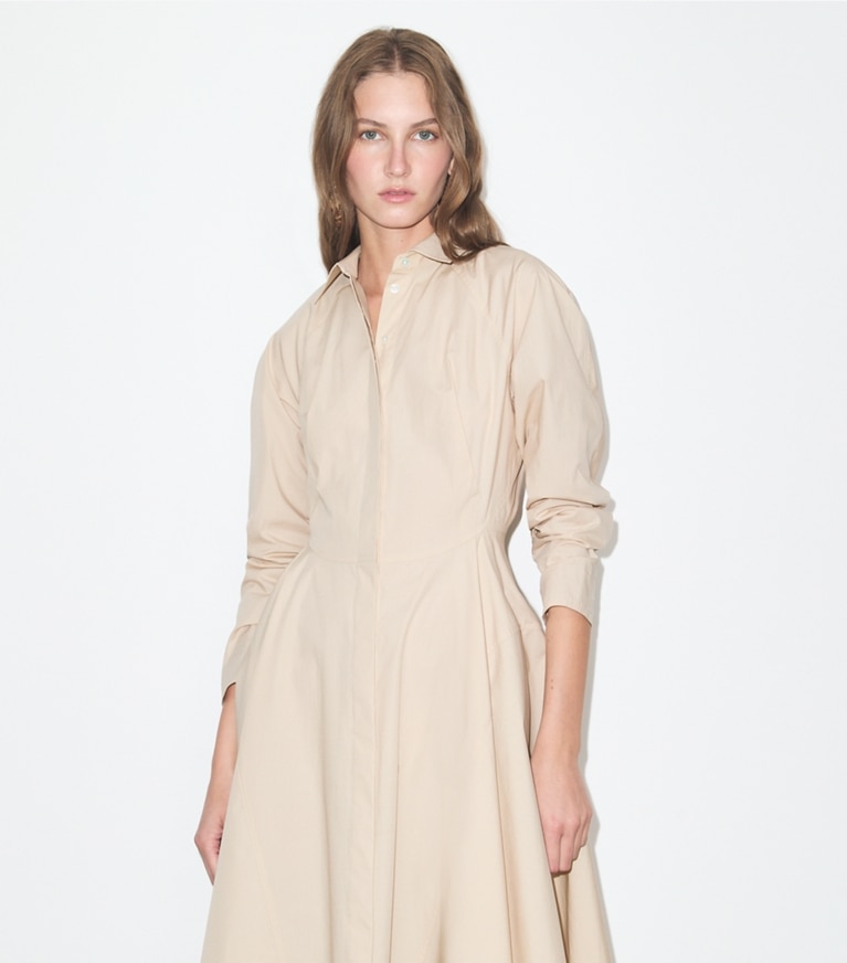 Tory Burch designer dresses Cinched Cotton Shirtdress in Pale Sand on model detail