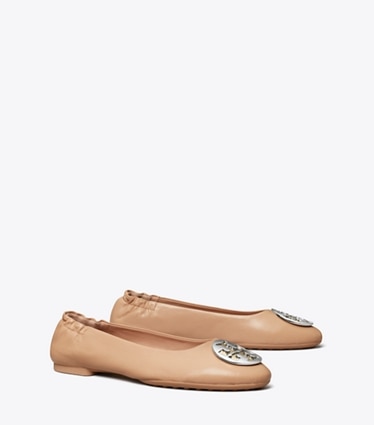 Tory Burch designer loafers Claire Ballerina in LIGHT SAND angle