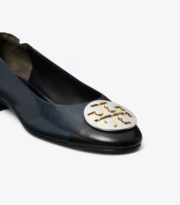 Tory Burch designer flats Claire Cap-Toe Heel, Wide in NEW NAVY / PERFECT BLACK detail