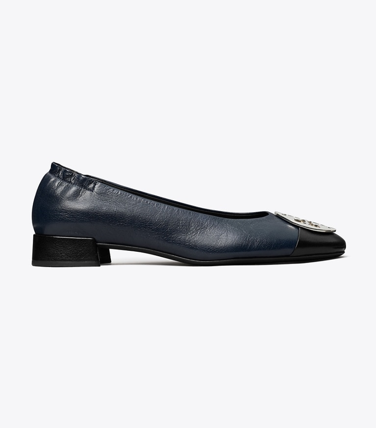 Tory Burch designer flats Claire Cap-Toe Heel, Wide in NEW NAVY / PERFECT BLACK angle