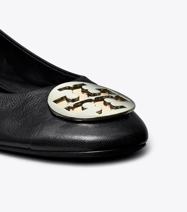 Tory Burch designer フラット クレア キャップトゥ ヒールバレエ in PERFECT BLACK / GOLD / SILVER angle