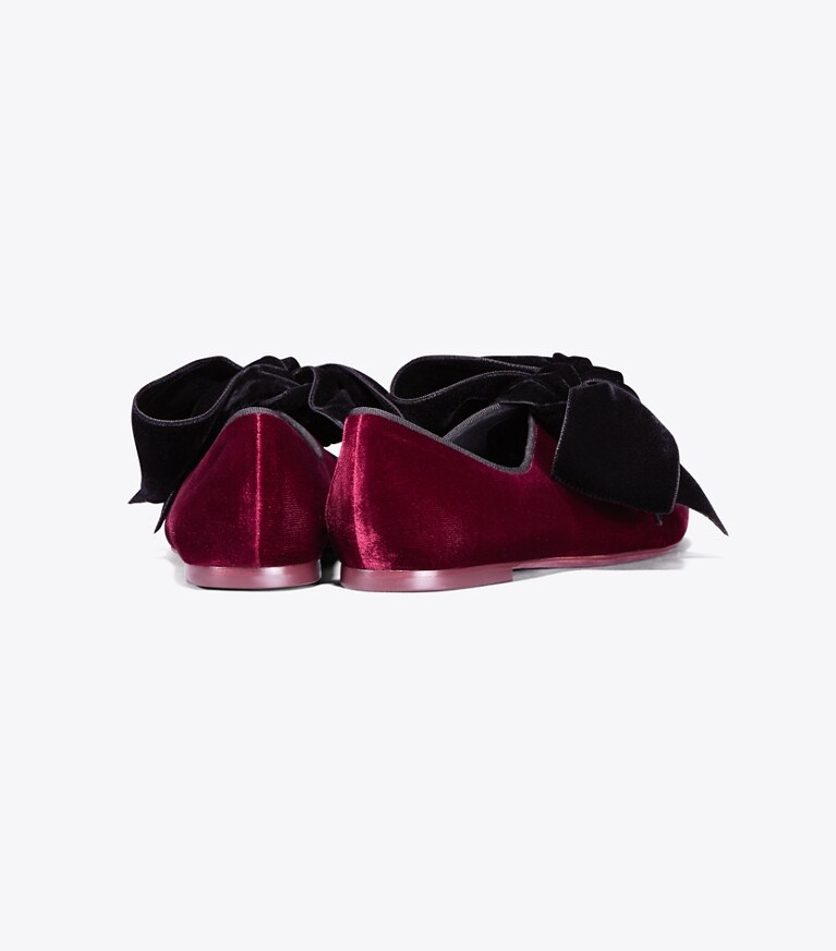 Tory Burch designer loafers Clara Flachschuh in Bordeaux/Black angle