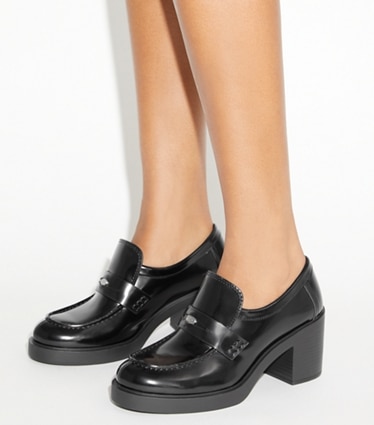 Tory Burch ブラックローファー Amazon | Tory Burch レディース バレエローファー