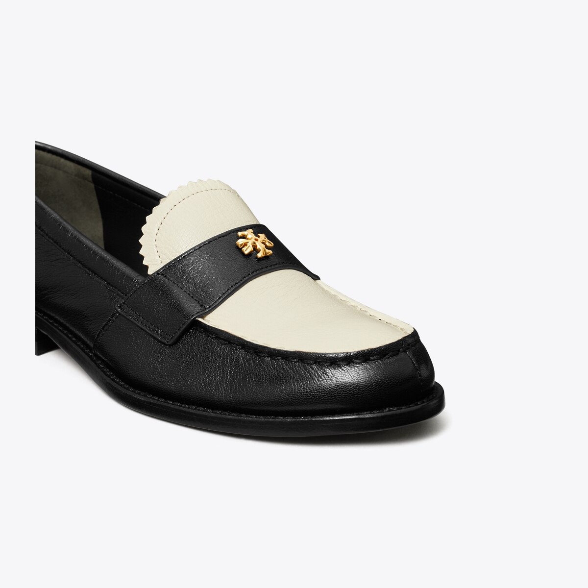 TORY BURCH トリーバーチ モカシン スリッポン レディース 靴