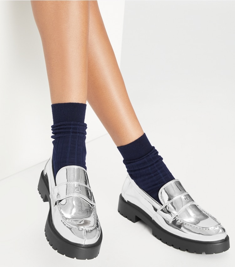 Tory Burch designer flats Classic Lug Loafer in ARGENTO accessory on model