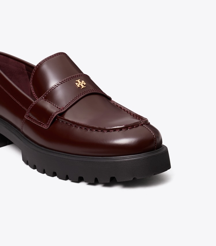 Tory Burch designer flats Classic Lug Loafer in PLUM detail