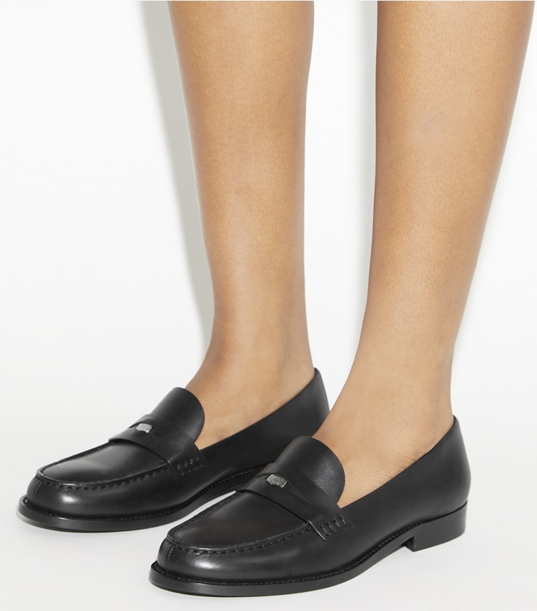 Tory Burch designer flats Classic Penny Loafer in PERFECT BLACK angle