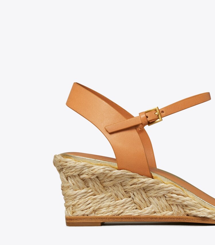 Tory Burch designer エスパドリーユ クローズドトゥ エスパドリーユ in GOLD ディテール