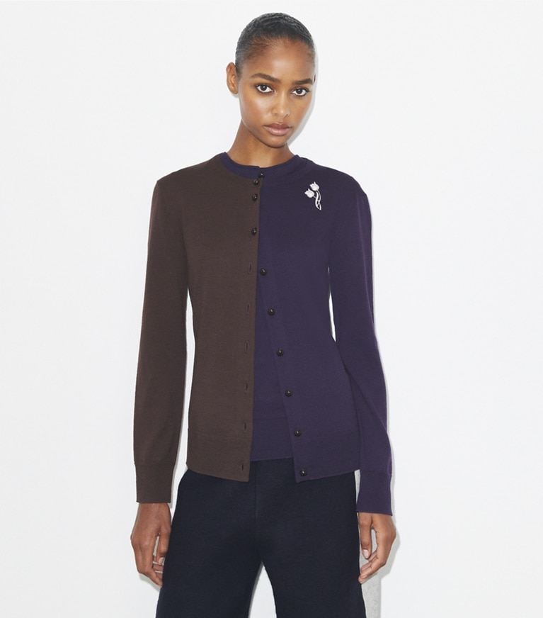 Tory Burch designer strickware Colorblock-Cardigan aus Wolle in Dark Brown / Deep Blue front