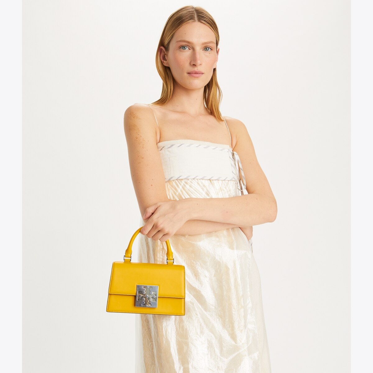 ◎ANOETIC◎★人気★ANC CRINKLE CLASSIC MINI BAG (4color) 아노에틱 ANC 크링클 클래식 미니백 블랙 | ANOETIC | KREAM