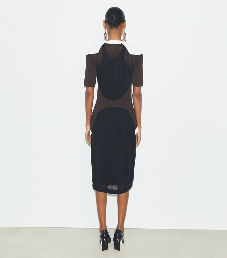 Tory Burch designer ドレス カラーブロック シアー ジャージー ドレス in Black on model back