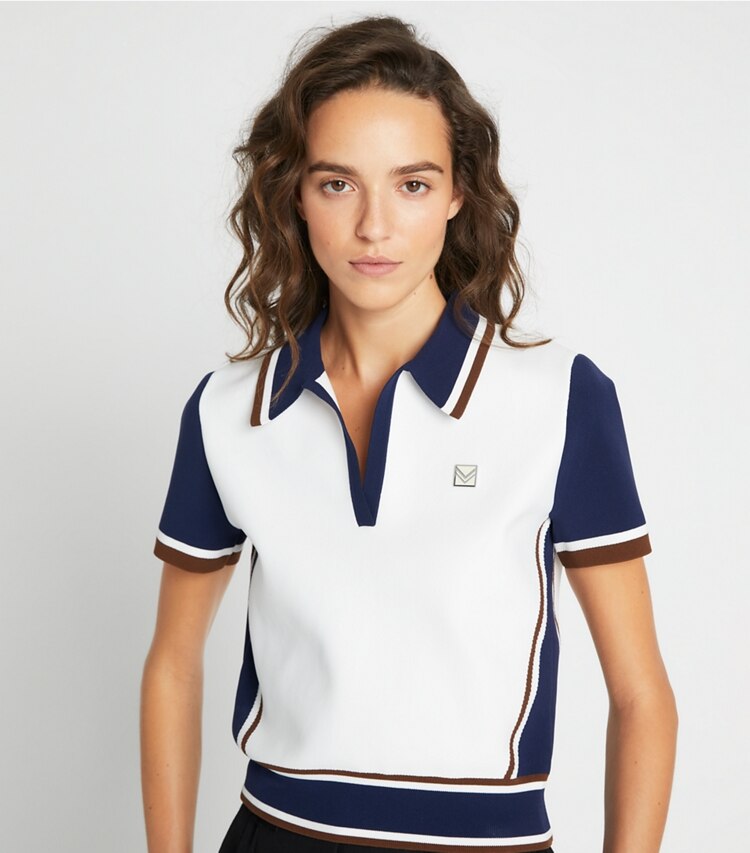 Tory Sport designer セーター カラーブロック セーター in Snow White / Tory Navy on model detail