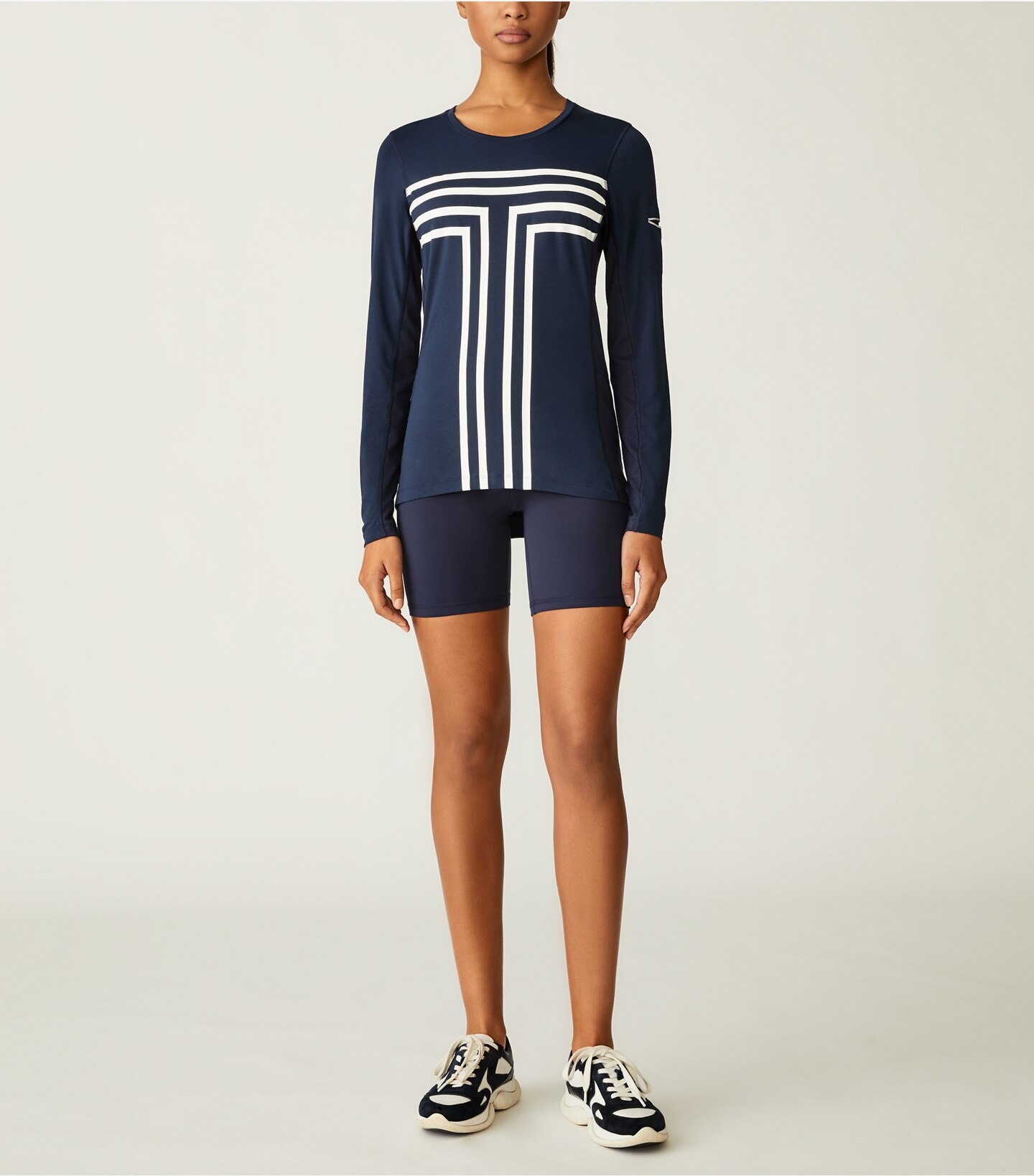 Cooling Performance Graphic-T Long-Sleeve Top