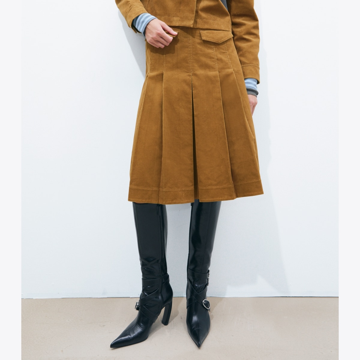 CORDUROY PLEATED SKIRT - thumbnail 5