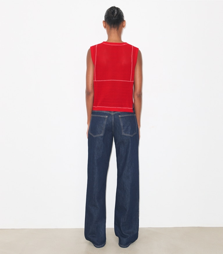 Tory Burch designer セーター コットン＆ナイロン メッシュトップス in Bright Red / White on model back
