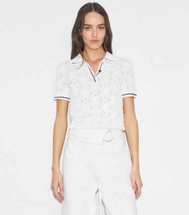 Tory Burch designer セーター コットンレース ポロトップス in White on model detail