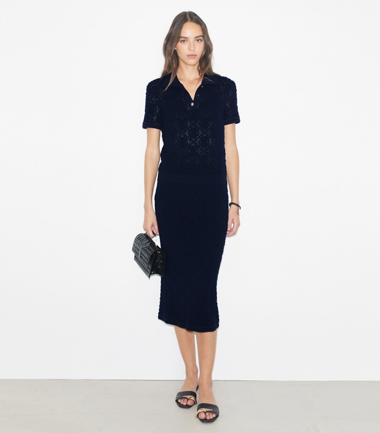 Tory Burch designer セーター コットンレース ポロトップス in Dark Sea Navy モデル前面